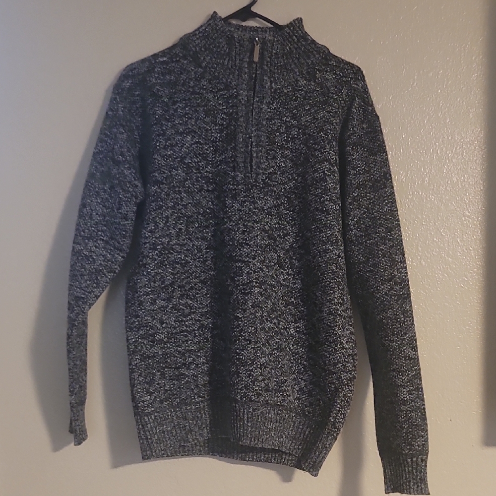 SHEIN Men's Black and Gray Zip-Up Sweater